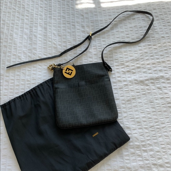 Fendi cross body bag - Picture 2 of 4